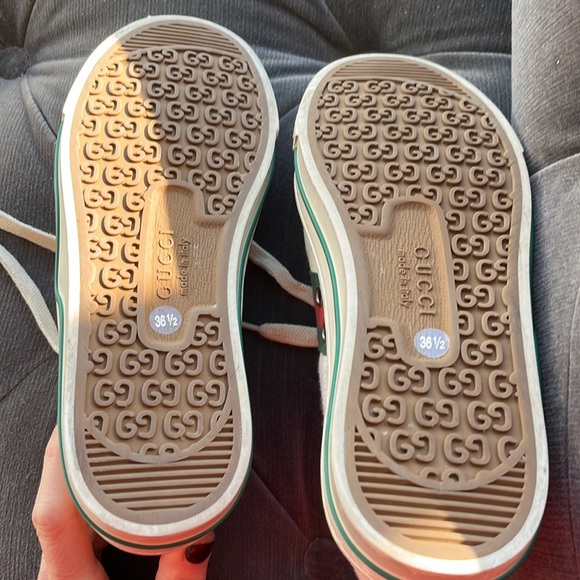 Gucci Tennis 1977 Sneaker. Worn 2xs! Classic! Sold out online - Picture 8 of 9